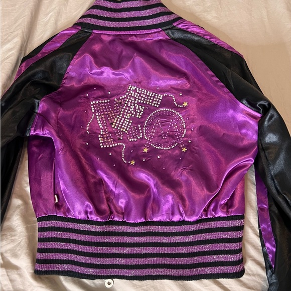 Jacket - Picture 3 of 3